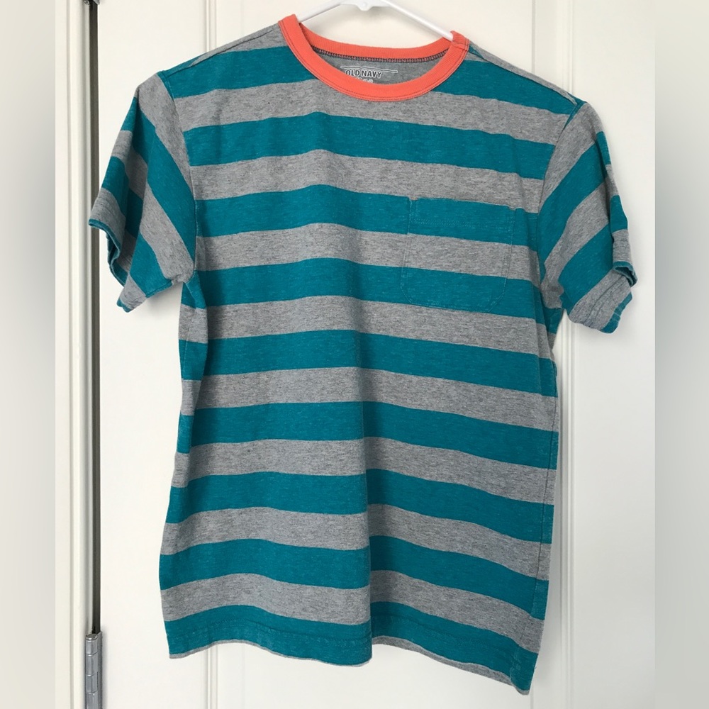 Kids Striped t-shirt with chest pocket Like new!  Large 10/12